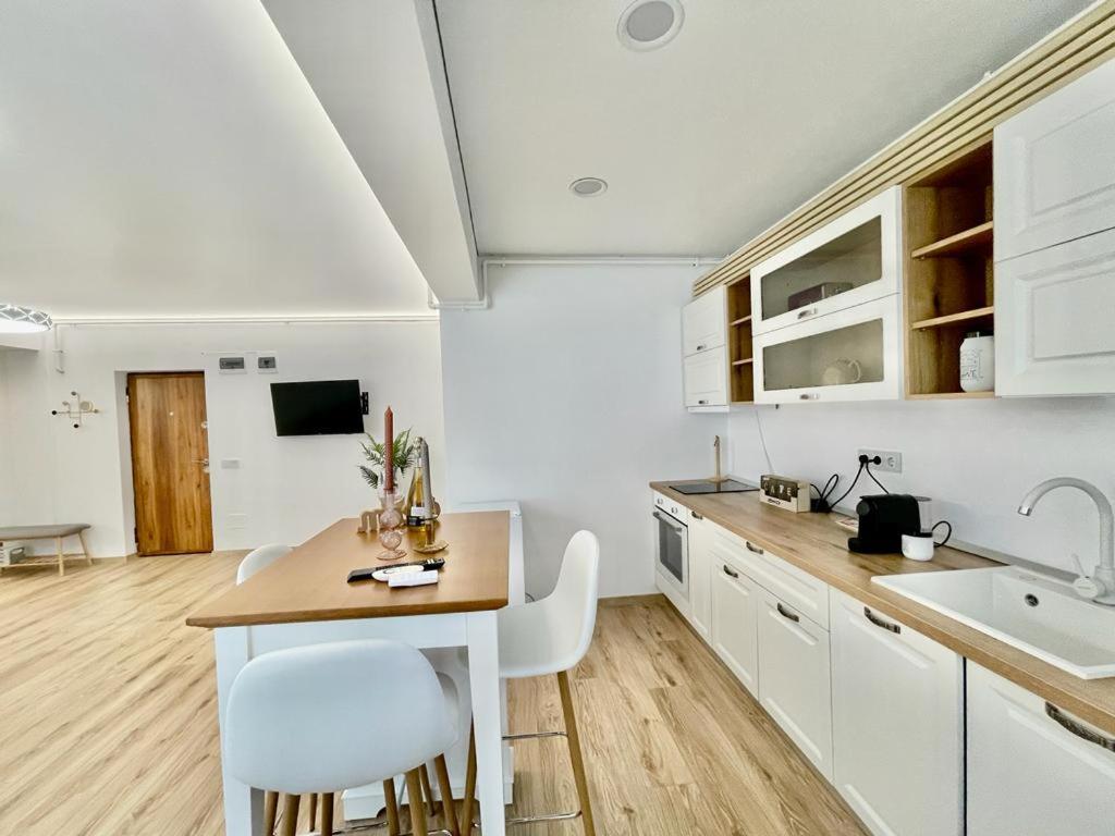 Residence Odaile #6 Otopeni Eksteriør bilde